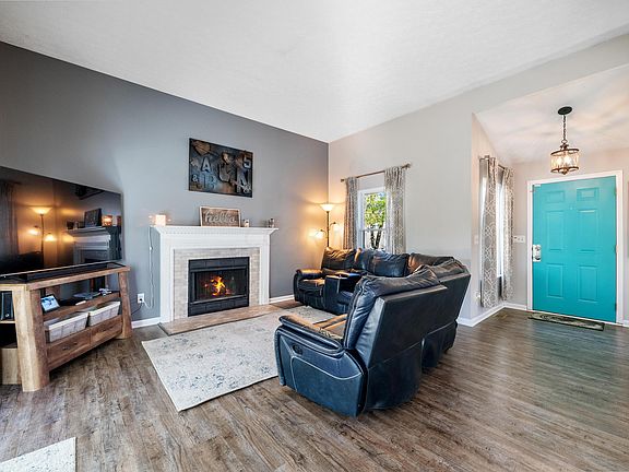 4th image of 4235 Demorest Cove Ct