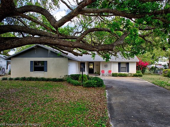 2nd image of 125 Delta Ave