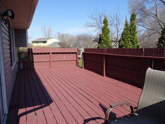 2nd image of 50 Highbury Dr
