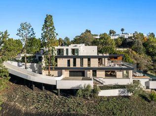 1035 Stradella Rd, Los Angeles, CA 90077