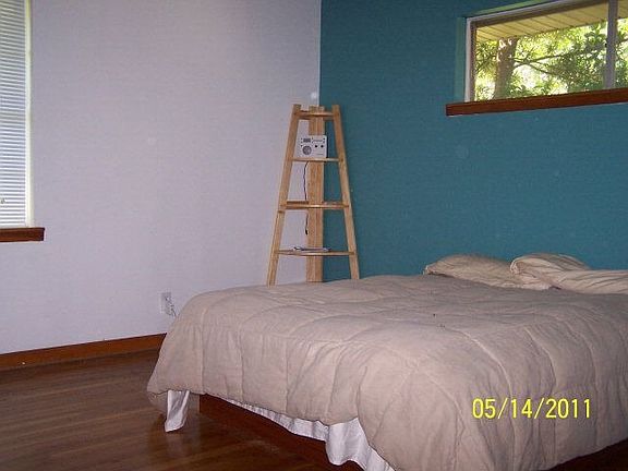5th image of 212 Southern Oaks Dr