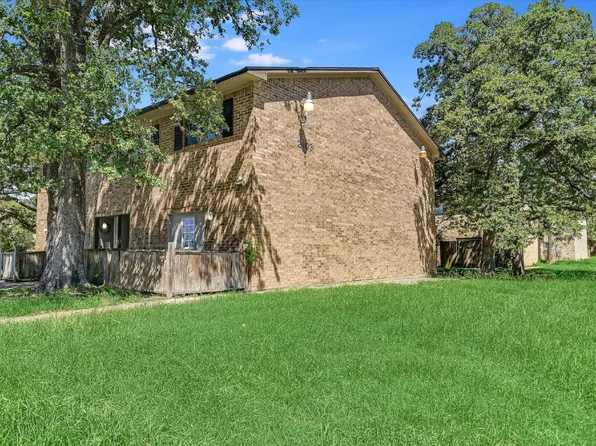 2403 Bosque Dr APT B, College Station, TX 77845