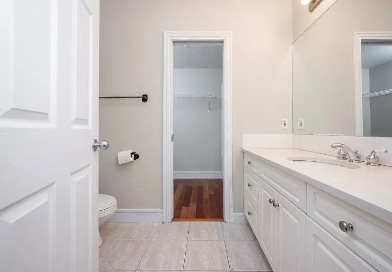 2 14th St NW #205 — Photo 17
