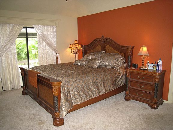 4th image of 104 Willow Dr