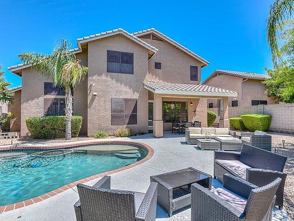 4th image of 4549 E Molly Ln