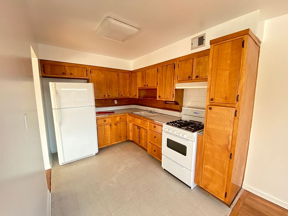 1st image of 23-19 41st St #3S