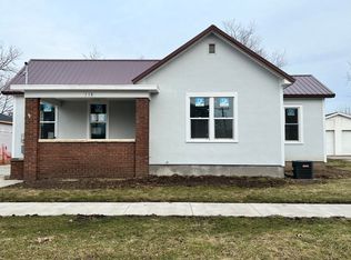118 S Orange St, Sturgis, MI 49091