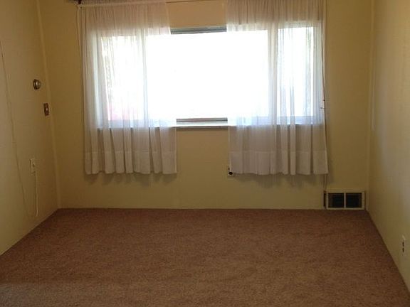 4th image of 3437 Sipe St
