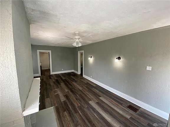 4th image of 839 Kumler Ave