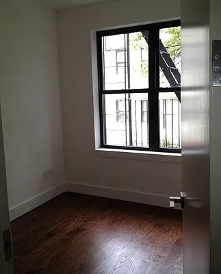 Rented by Nooklyn NYC LLC | media 47