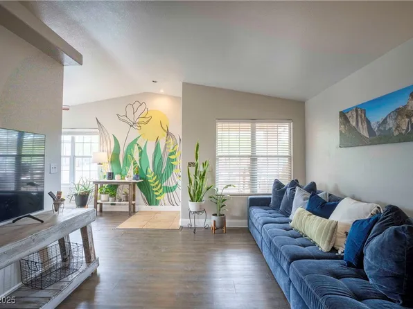 520 Arrowhead Trl Unit 1322, Henderson, NV 89015