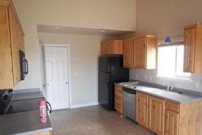 2nd image of 2186 E Frontier St