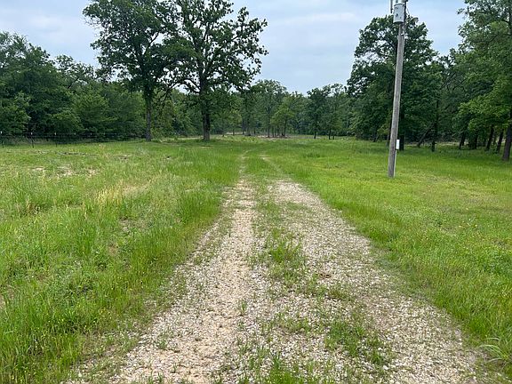 3rd image of 8009 S Eli Rd