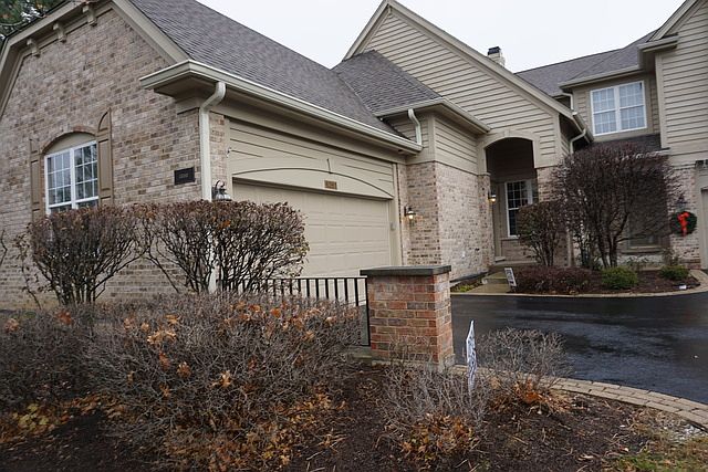 1st image of 6261 Edgebrook Ln E