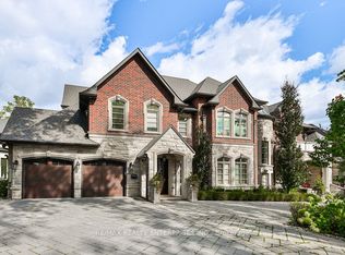 1459 Stavebank Rd, Mississauga, ON L5G2V5