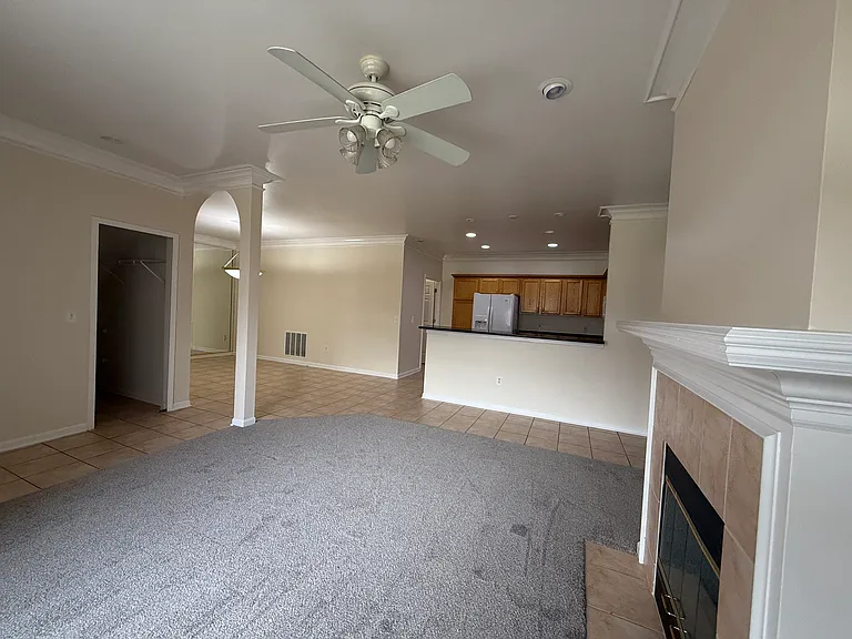 5631 Twin Oaks Dr — Photo 20