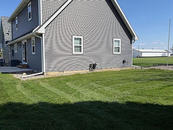 4th image of 2318 County Road 2900 N