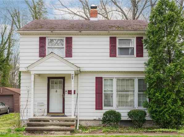 789 Seward Ave, Akron, OH 44320
