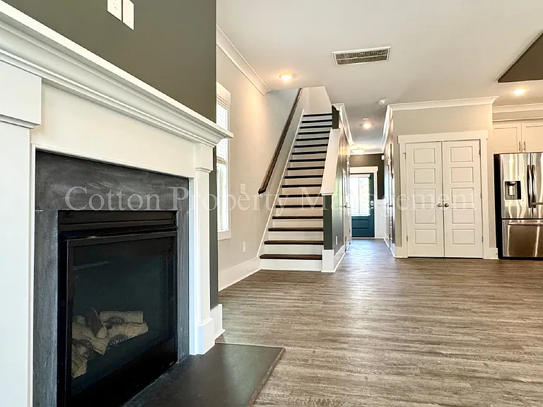 745 Cypress Village Pl — Photo 16