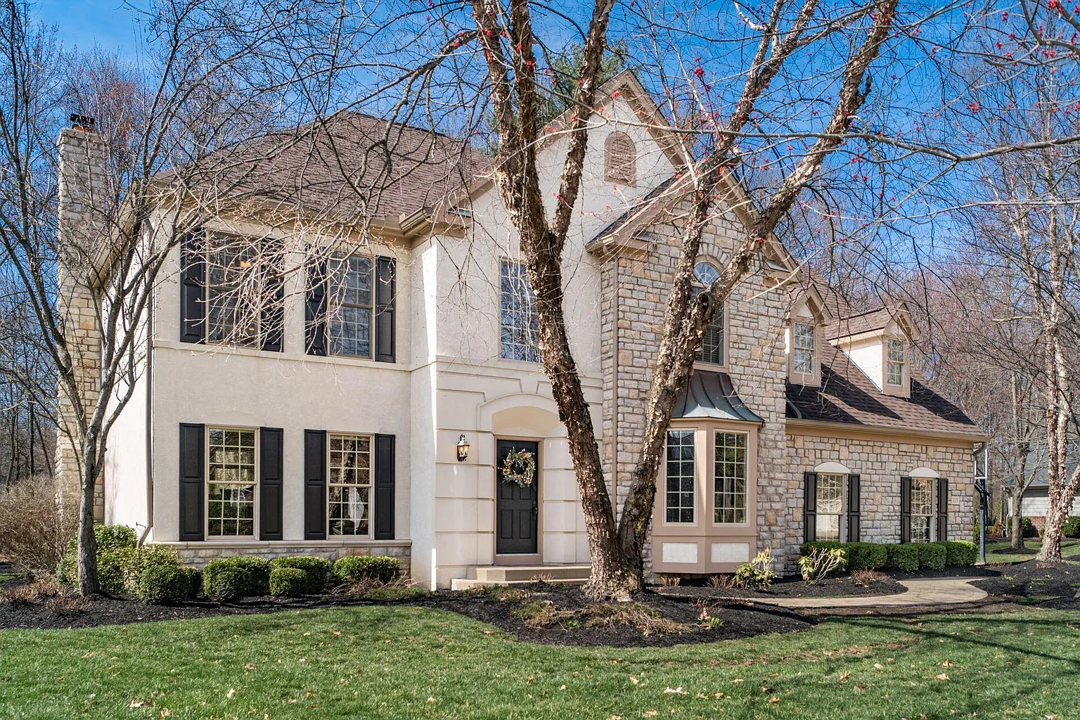 115 Cressingham Ln photo 1
