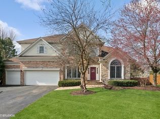 249 Landfield Rd, Batavia, IL 60510