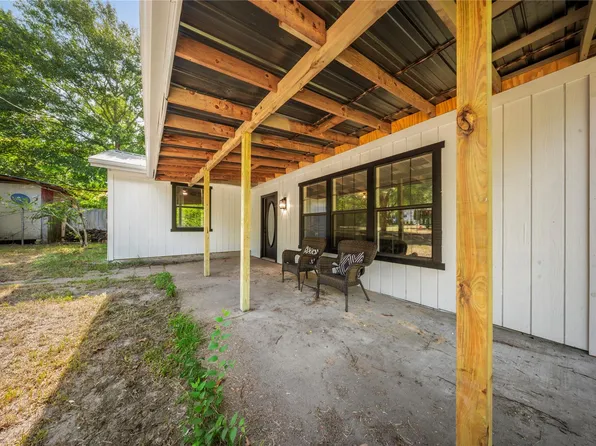 130 Hilltop Loop, Lufkin, TX 75904