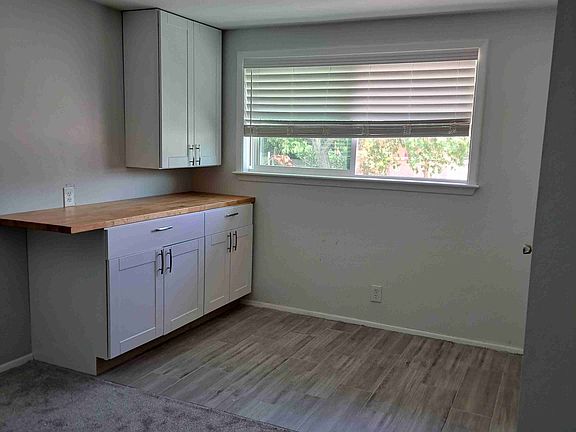 3rd image of 8109 Connecticut St NE