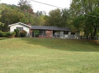 3205 Coopermill Rd, Zanesville, OH 43701