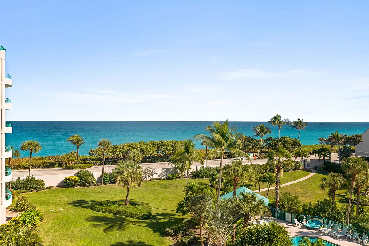 Building Photo - 2000 S A1A #405
