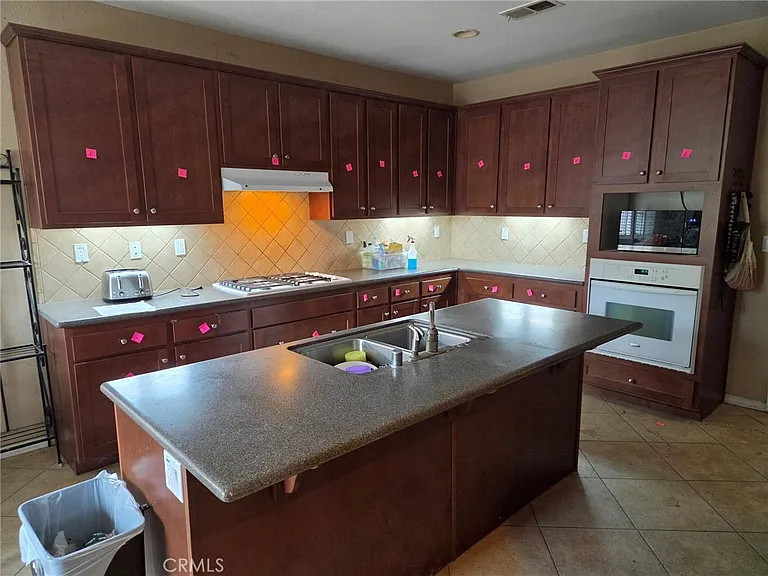 5530 Papagallo Dr — Photo 9