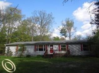 5412 Skelton Rd, Columbiaville, MI 48421