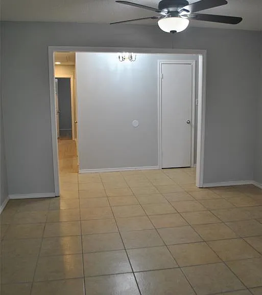 1902 Aspen Dr — Photo 11