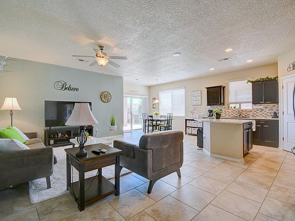 3rd image of 412 Landing Trl NE