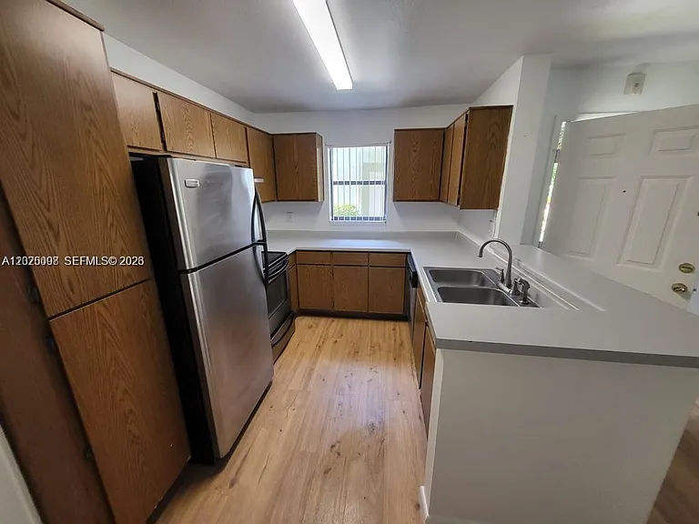 4028 NW 87th Ave #4028 — Photo 3