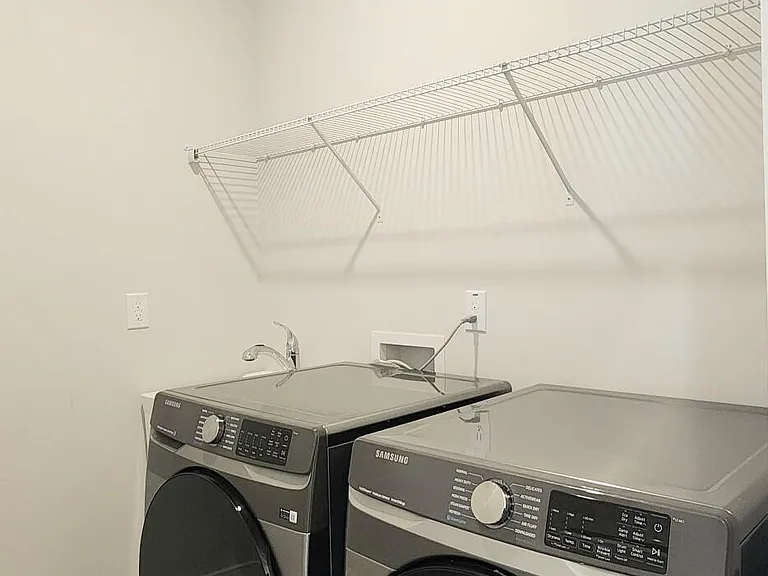 190 Salem Village Dr — Photo 3