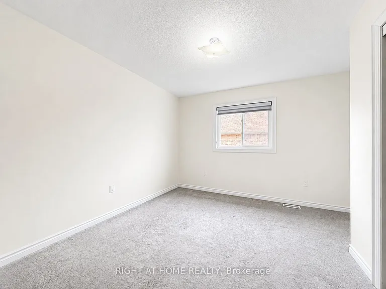 8 Pearl St — Photo 21