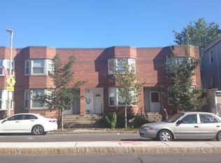 386 Dorchester St, South Boston, MA 02127