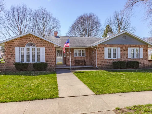 520 W Henry St, Pontiac, IL 61764