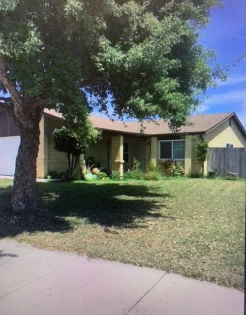 912 Colleen Avenue - 1 — Photo 1