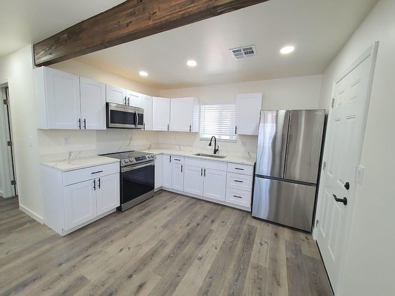 3rd image of 7401 N 62nd Ave