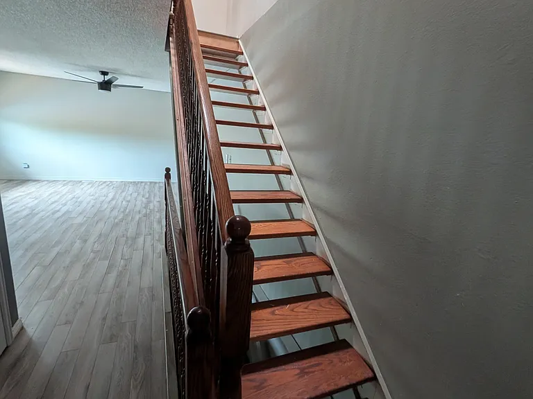 246 S Oman Rd — Photo 13