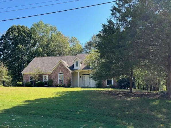110 Shady Oaks Dr, Eads, TN 38028