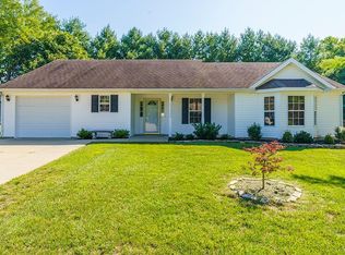 443 Parkside Dr, Paris, KY 40361