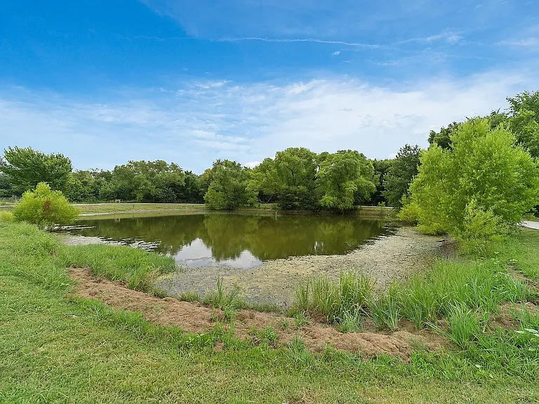 485 Harding Ln — Photo 45