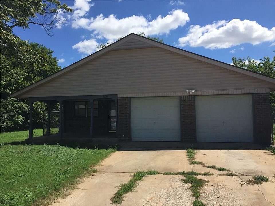 1st image of 720 NE 5th St