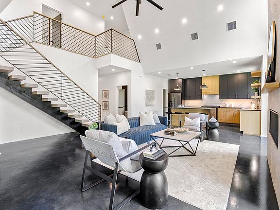 4th image of 4506 Clawson Rd #1