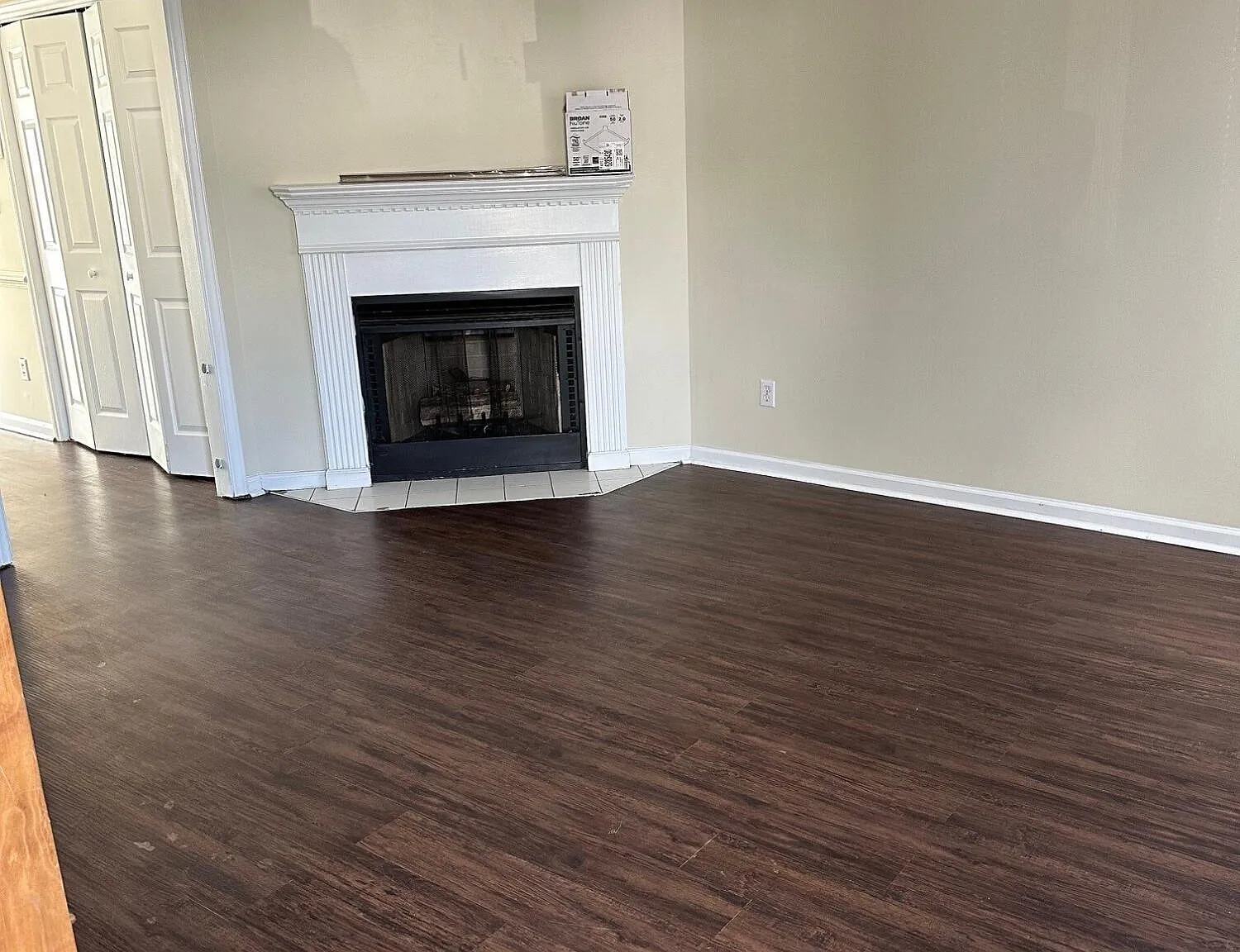 2 bed, 3.5 bath, $1,100 — Photo 2