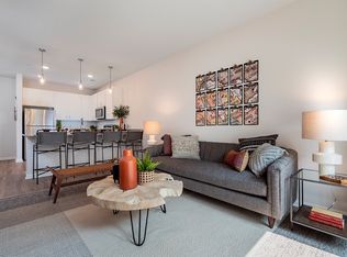 4540 Collins Rd #1406, Lansing, MI 48910