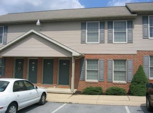 1539 Lincoln Heights Ave, Ephrata, PA 17522