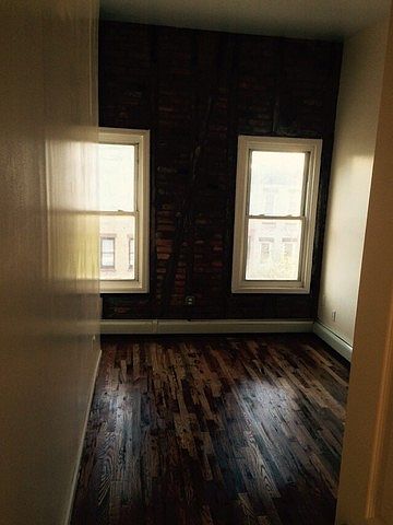 1st image of 29 Buffalo Ave APT 3